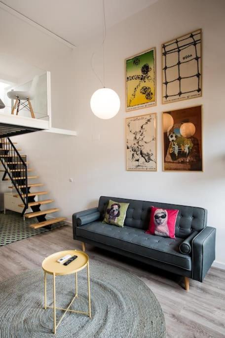 Pop Art Feria Luminoso Duplex Con Terraza Privada Appartement *